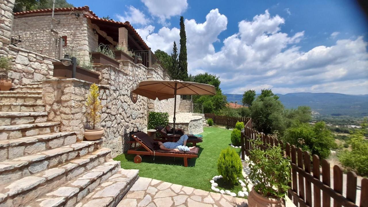 Petra Thea Villa Karítaina 외부 사진