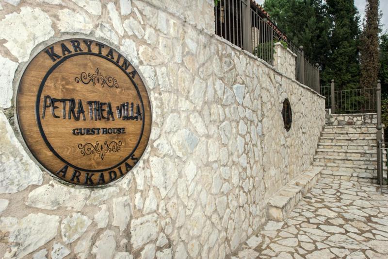 Petra Thea Villa Karítaina 외부 사진